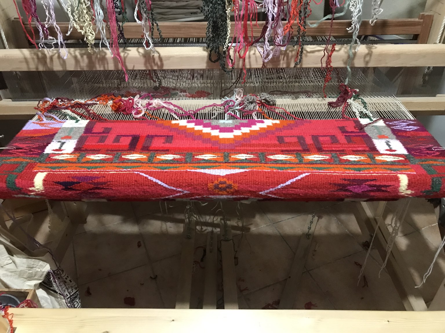 un tapis sur un métier